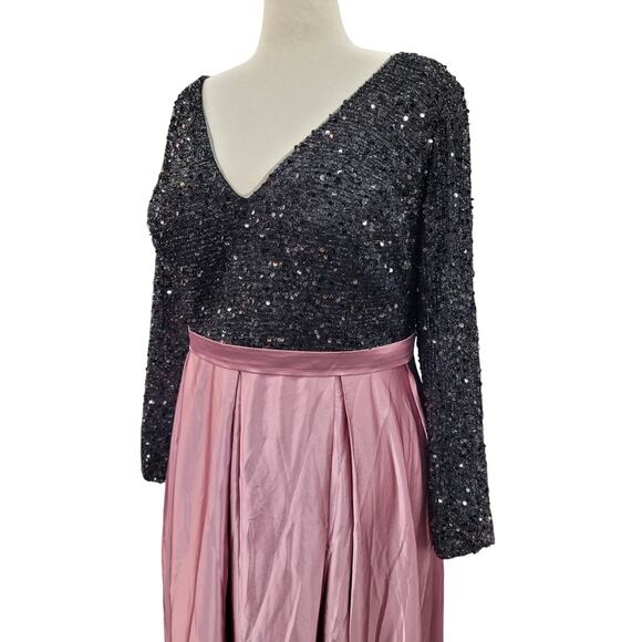 NWT Women's Black Pink Long Sleeve Sequin Gown Size 28 - Picture 3 of 13